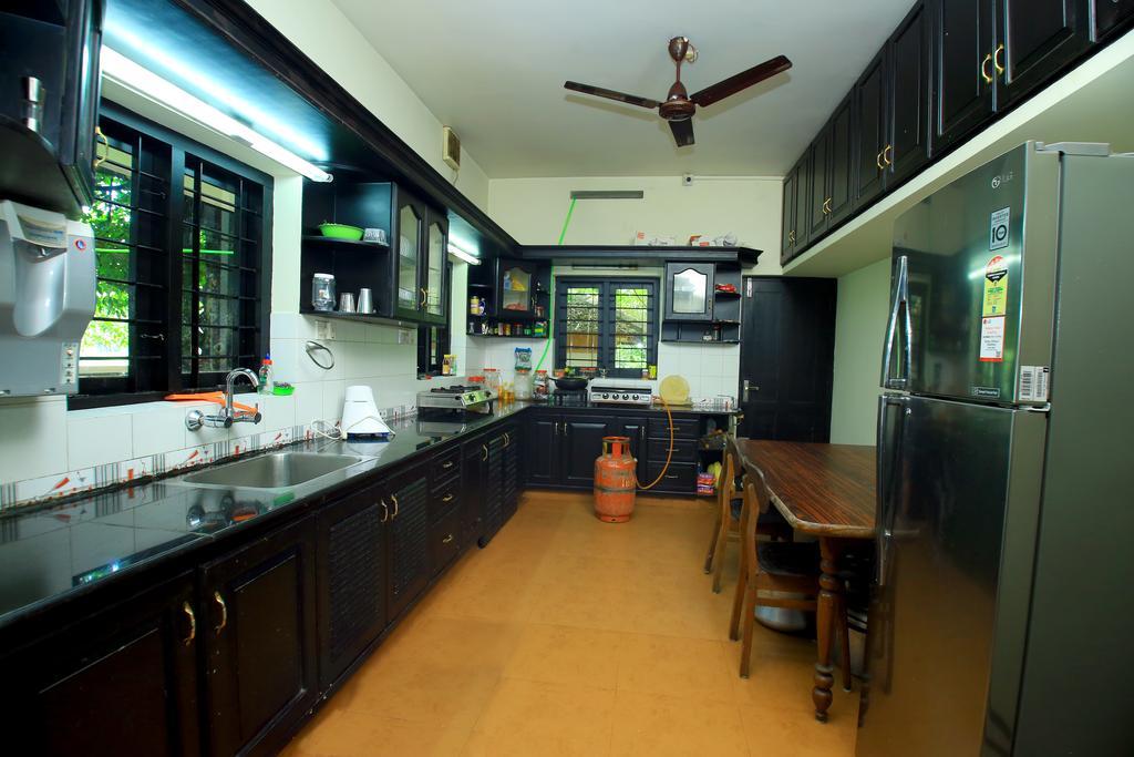 شقة Malakkarethu House Aranmula المظهر الخارجي الصورة